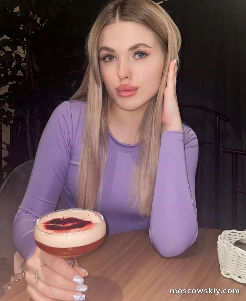 Мила 3