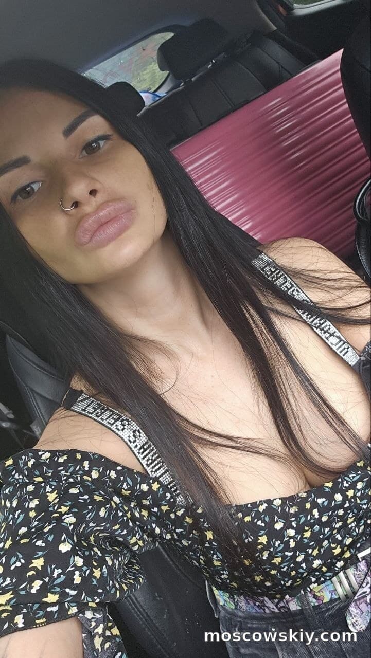 Dominika 7