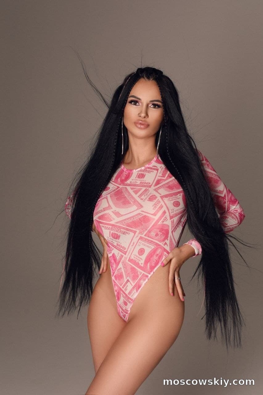 Dominika 12