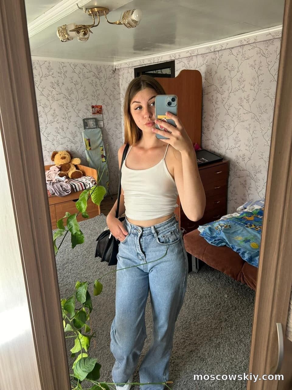 Мила 9
