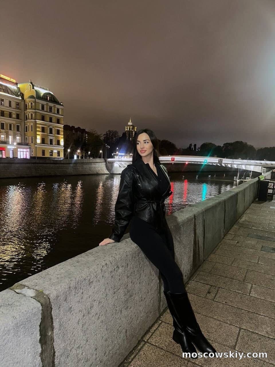 Leyla 3