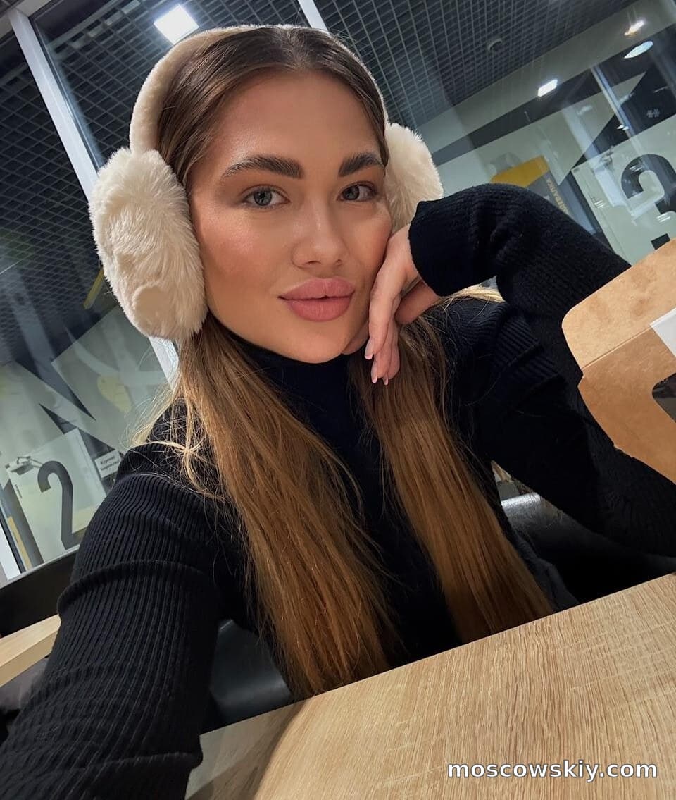 Амелия 8